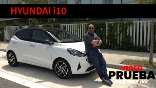 Hyundai i10  Prueba  Test  Review en español  cochesnet [upl. by Anjali]