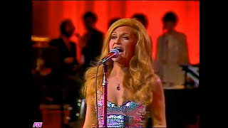 Dalida  Salma Ya Salama Live au Gala de lUNESCO 1977 [upl. by Eve]