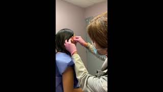 New You Chicago Dermatoscopic Skin Exam Dr Beata Danek [upl. by Aennaej46]