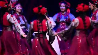 IFLC Australia  Albania sings Kyrgyzstan Girls and Thailand boys dance Sydney Opera House 2016 [upl. by Stultz]